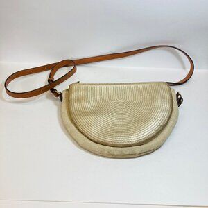 Stella & Dot Gold Half Moon Sidekick Belt Bag Preowned Zipper closure as is